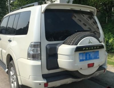 Спойлер Антикрило за Mitsubishi Pajero (1999-2006)