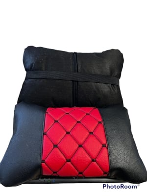 Комплект от 2 броя универсални възглавници авто възглавничка за врат за по-добър комфорт при дълъг път с автомобил червено с черен шев