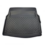 Гумирана стелка за багажник за  Mercedes C-Class W205 (2014+) Sedan back seat leaning forward (foldable); right wing removable for models with net