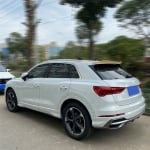 Спойлер антикрило за Audi Q3 (2019+) - черен гланц